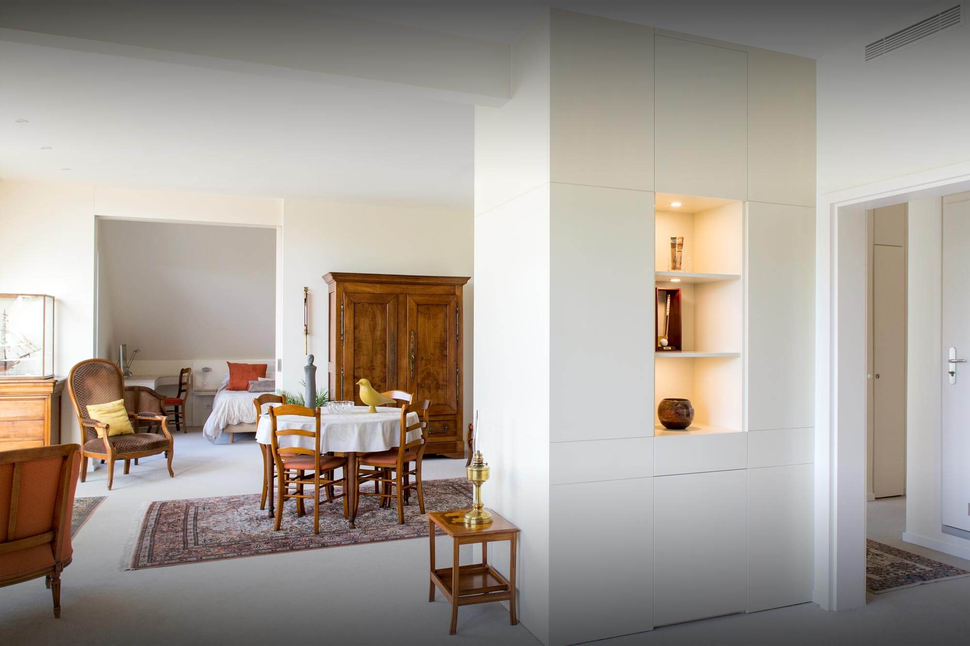 Aménagement d'intérieur d'un salon à Strasbourg contemporain et moderne