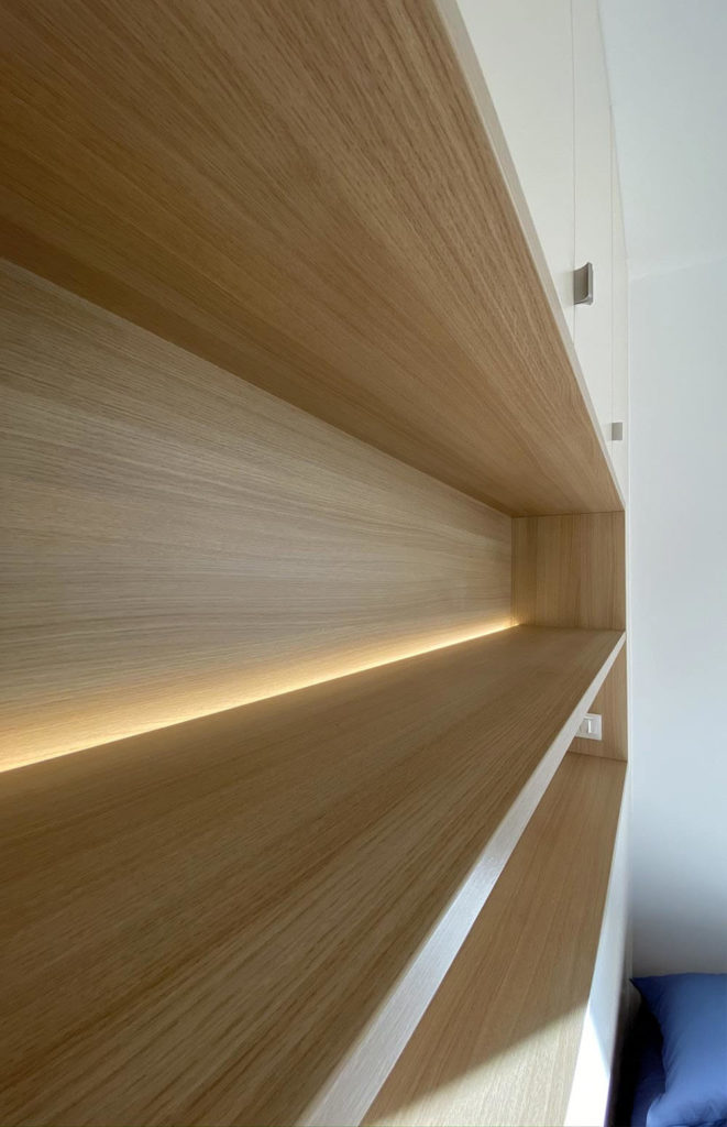 Détail d'un aménagement de placards dans une chambre à Hoenheim