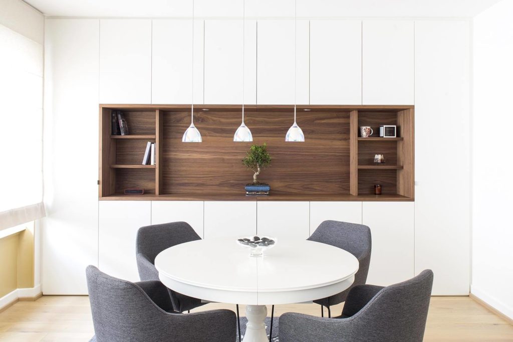 Mur de rangement sur mesure réalisé à Strasbourg